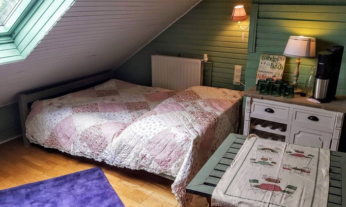 Juechen Appartement | Pilgerglück the vacation apartment with a beautiful garden and many extras
