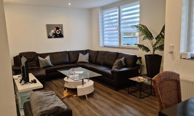 Madfeld Appartement | Pilgrims "Hermine" Fewo mit 3 Schlafzimmern, Balkon, fast Internet