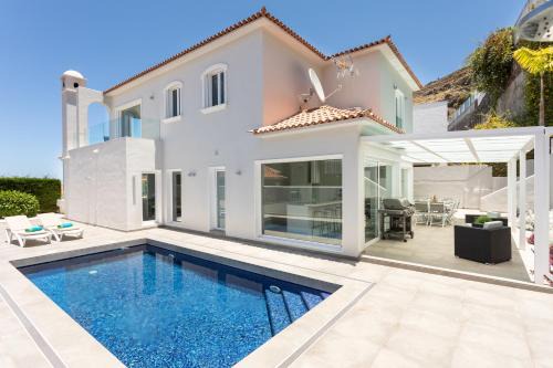 Las Cuevas Maison | Pinalito - Vivienda vacacional con piscina privada