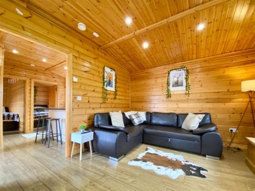Camerton Maison | Pine Lodge - Uk46279