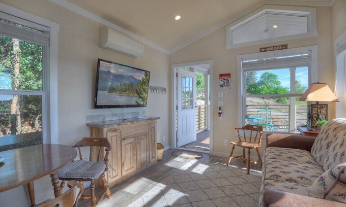 Bayfield Cabine | Pine River Model Cabin | Riverfront Views/Access - Privacy, A/C, Near Town
