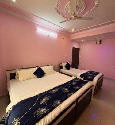 Nahan Maison | Pine View Guest House