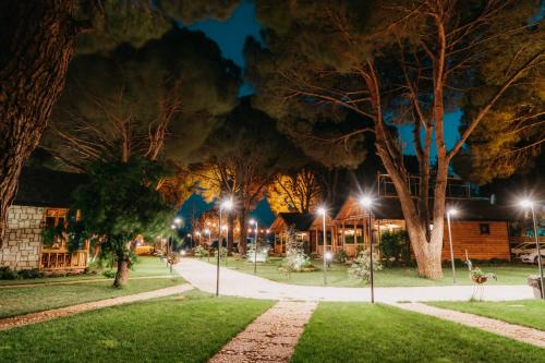 Erdek Lit Et Petit-Déjeuner | Pino Mar Luxury Bungalows