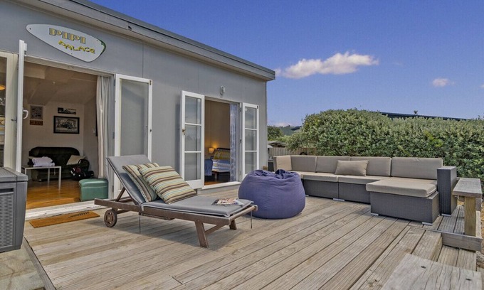Whangamata Cottage | Palais Pipi - Whangamata Bach