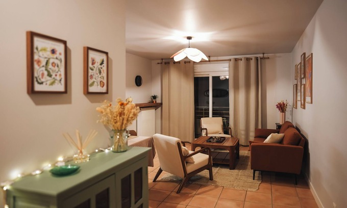 Annemasse Appartement | Pisana House - T3 - Tout équipé