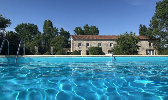 Duil-sur-le-Mignon Cottage | Pistoulet maison idéalepour des réunions familiales, amicales. Capacité 16/20 p