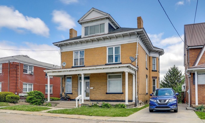 Ross Township Appartement | Expansive Pittsburgh Apt - 11 minutes du centre-ville!