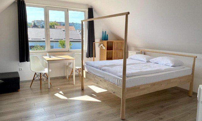 Targu Secuiesc Maison | Pixel Guesthouse