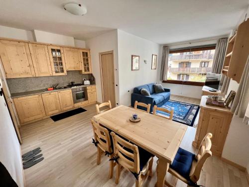 Campodolcino Appartement | Pizzo Stella - appartamento con box