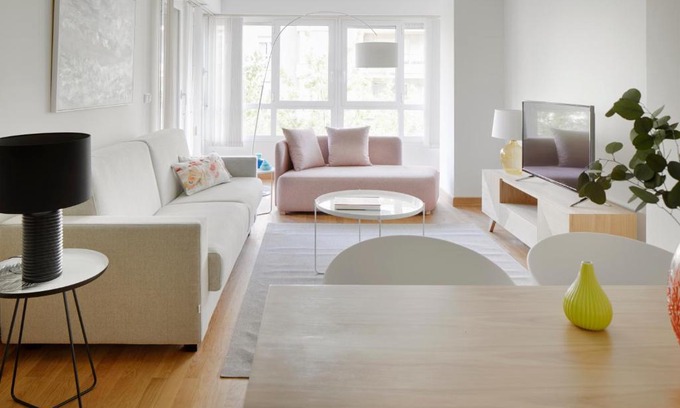Antiguo Appartement | Playa de Ondarreta 2 by FeelFree Rentals