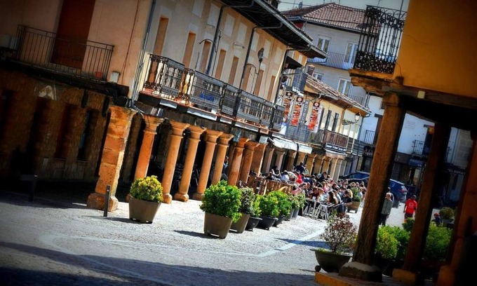 Riaza Appartement | Plaza de Riaza. Historical charm