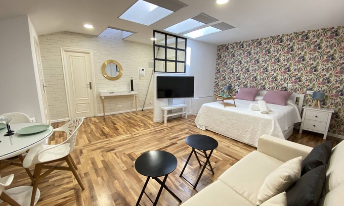 Centro Appartement | Plaza Mayor 9 Luxury Loft in the Plaza Mayor