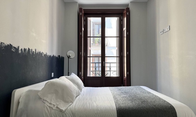 Embajadores Appartement | PlazaMayorSuites VI PUERTA DE EUROPA
