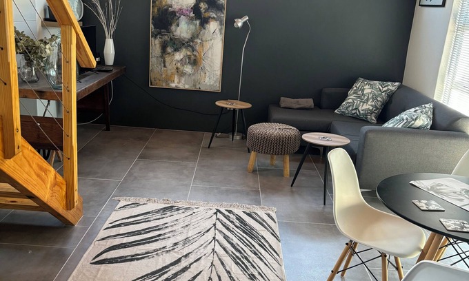 Plumstead Appartement | Pleasant 1-bedroom apartment in Cape Town