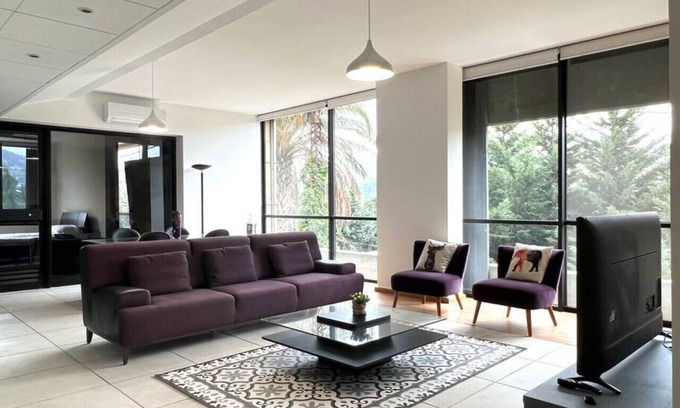 Duhur ash Shuwayr Appartement | Pleasant 1BR apt with green views - Jamhour