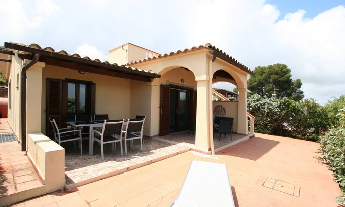 Porto San Paolo Villa | NOUVEAU Agréable villa indépendante - Jacuzzi - Vue sur mer