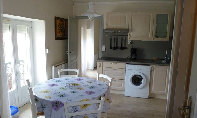 Lamalou-les-Bains Appartement | Agréable F2 avec climatisation pour curistes ou vacanciers à Lamalou les Bains