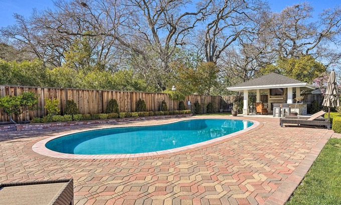 Pleasant Hill Appartement | Pleasant Hill Studio w/ Pool & Hot Tub Access