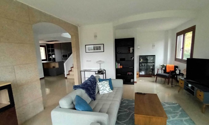 Mondariz-Balneario Maison | House