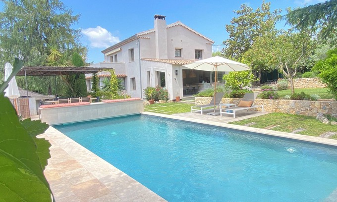 Pegomas Villa | Agréable villa moderne provençale familiale