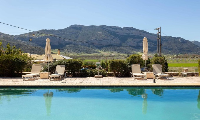 Kylini Appartement | Pleiades Bright Jewel - Corinthos Pool Bliss