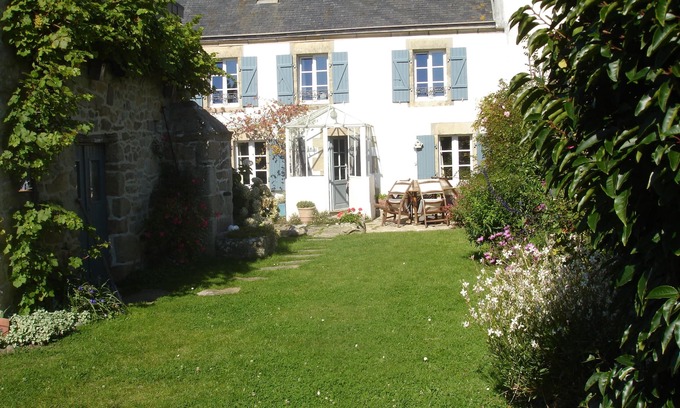 Plogoff Maison | Plogoff, Pointe du Raz,maison de charme,bord de mer, accès plage, superbe jardin