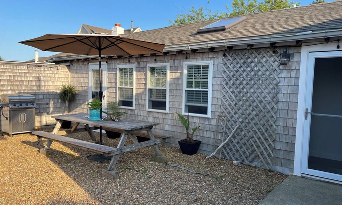 Newbury Appartement | Plum Island Beach Studio - 4 Minute Walk to Beach!!