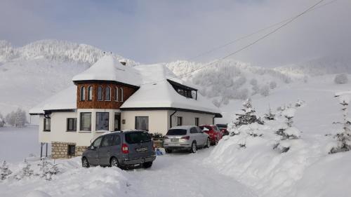 Fundata Appartement | Poarta Craiului