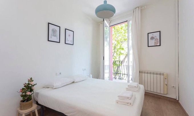 El Parc i la Llacuna del Poblenou Appartement | Poblenou for Families 3BD next to the beach!