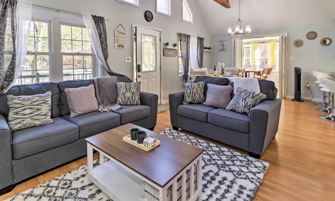Albrightsville Maison | Poconos Family Getaway ~ 9 Mi to Big Boulder!