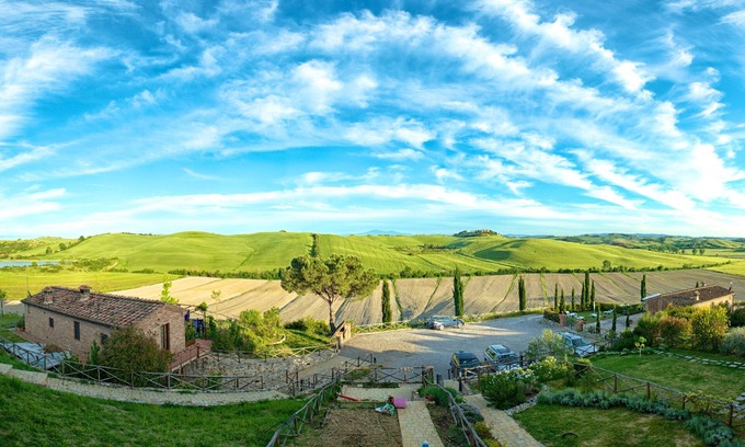 Casetta Appartement | Podere en Crète avec une vue imprenable et relaxante à seulement 15 minutes de Sienne