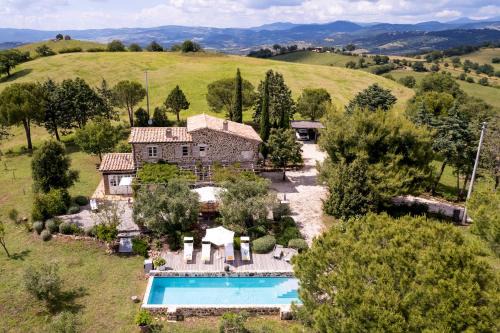 Manciano Villa | PODERE SAN GIORGIO 6, Emma Villas