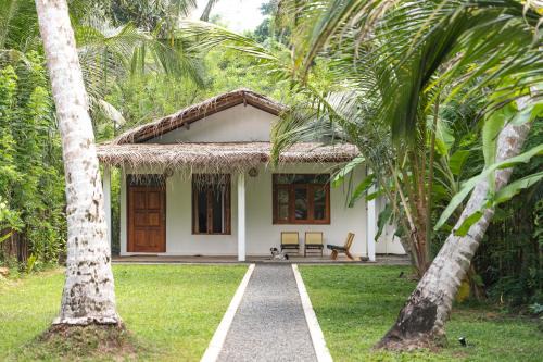 Morakatiyara Maison | Podi Beach House Mawella