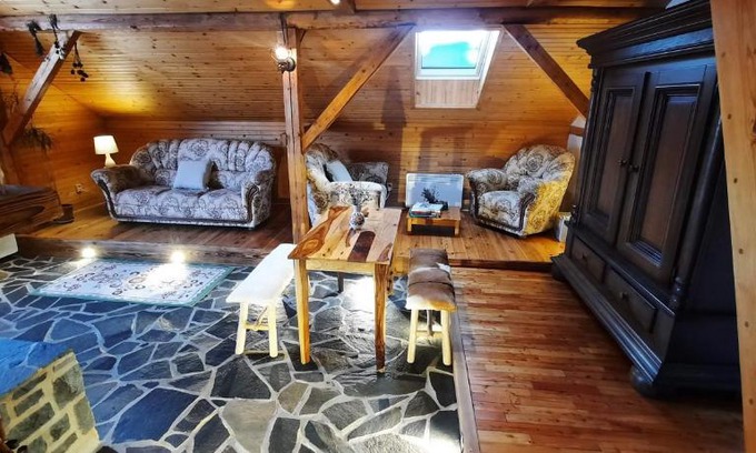 Strba Maison | Podkrovie v zeleni - privat