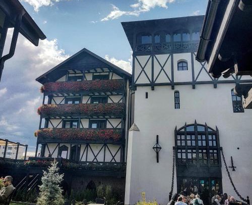 Bacau Hôtel | Podu' cu Lanturi