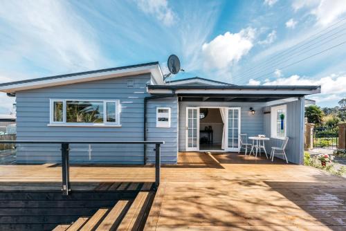 Surfdale Maison | Pohutukawa Cottage, Waiheke Island