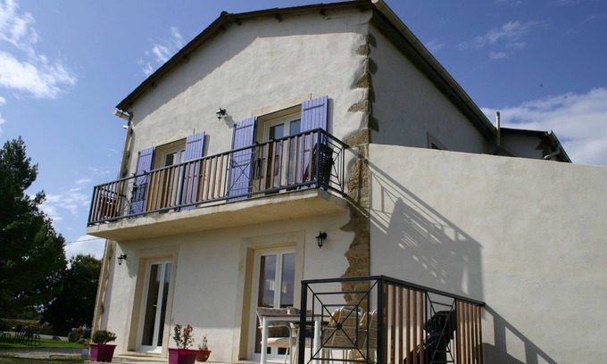 Villautou Cottage | Polfages où les montagnes rencontrent la mer, 3 gîtes avec piscine et vue imprenable