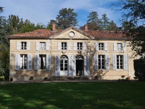 Pavie Maison | Poliné, private and rustic Golf