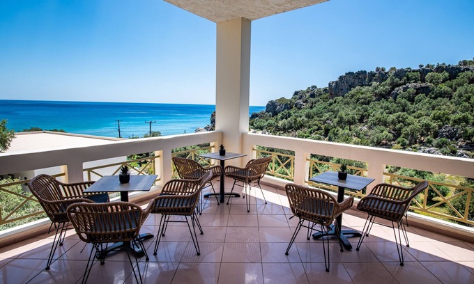 Ano Rodakino Hôtel | Polyrizos Hotel