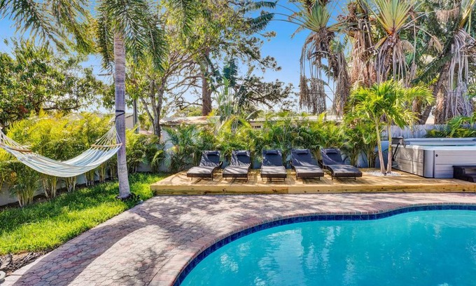 Harbor Village Maison | Pompano Beach House