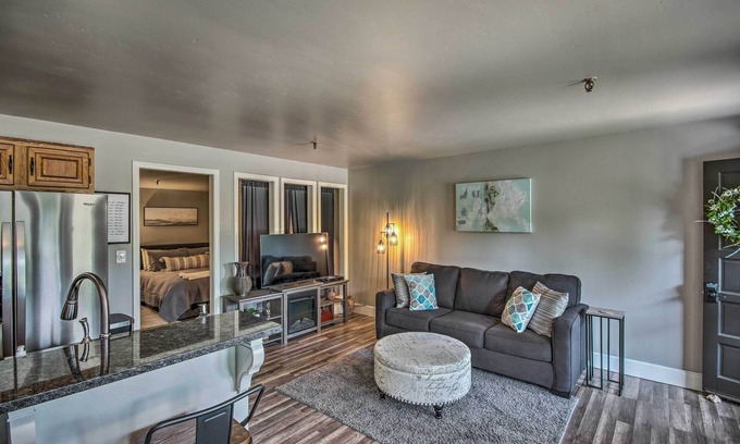 Afton Copropriété | Pool Access: Condo w/ Patio in Afton