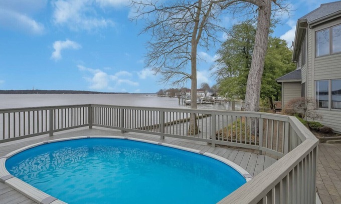 Island Heights Maison | Pool and Beach with Bay Views!