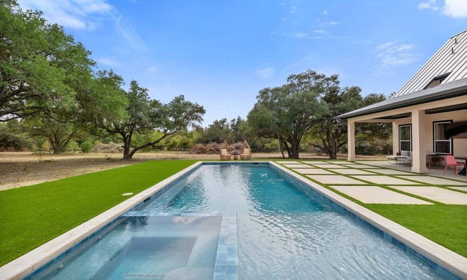 Round Top Maison | Luxe Summer Vacay | Pool | Hot Tub | 4 mi. to Round Top