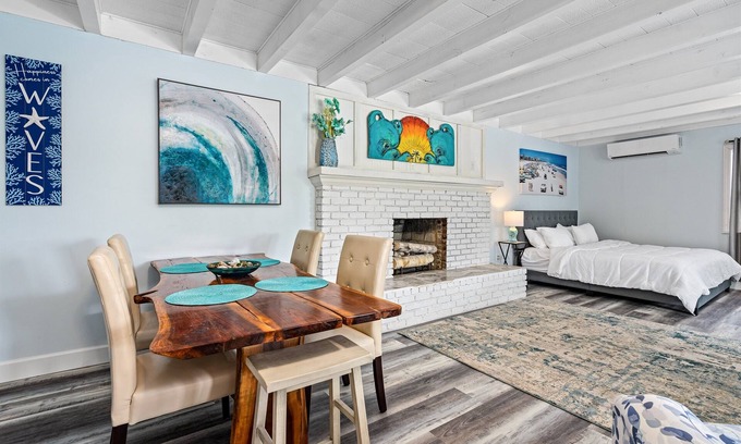 Daytona Beach Maison | Pool Oasis w/ Guest Cottage 2 Blocks from Beach