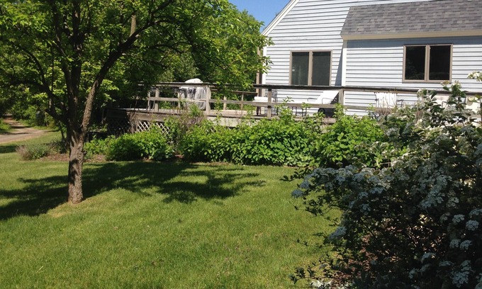 Hollowville Maison | Spécial Juin! - Pays chic près d'une ville urbaine branchée
