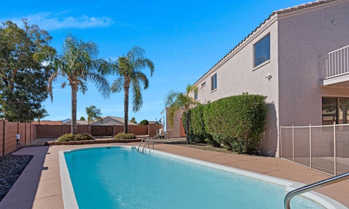 Linda Vista Ridge Maison | Pool-side Wonderland with Ping-Pong & Mountain Views