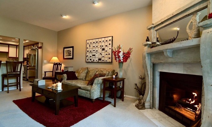 Playa Del Rey Copropriété | Pool View 2BR-2BA by LAX & Beach