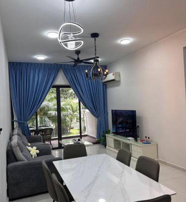 Central District Appartement | Pool View 3 Bedroom & 3 Bathroom Whole Unit