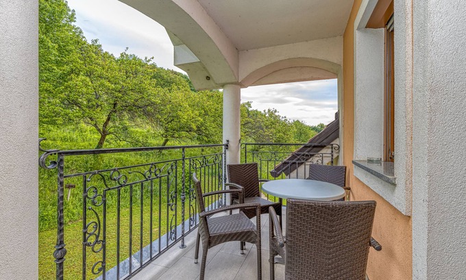 Pisece Appartement | Pool Villa Silva Marija - App 206, Pišece, Slovenia