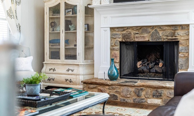 Reynolds Landing Maison | Porchview 4 bedroom 3 1/2 bath